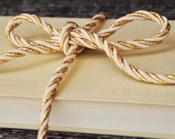 offrir une biographie à un proche offrir une biographie à un proche : une super idée cadeau !
